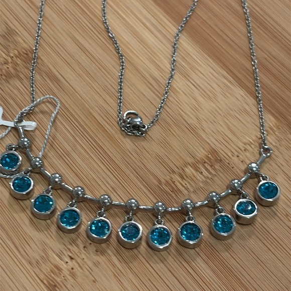 NWT Swarovski Silver Necklace with Dark Aqua Crystals - Picture 4 of 5